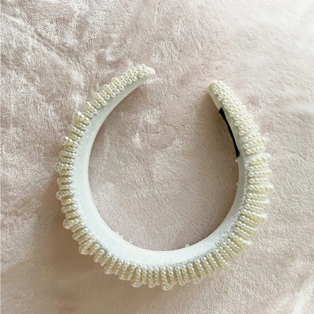 NWOT Pearl Padded Headband White Cream Classic Handmade Wedding Spring